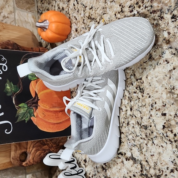 Womens Adidas Ortholite Sneakers - Picture 5 of 5